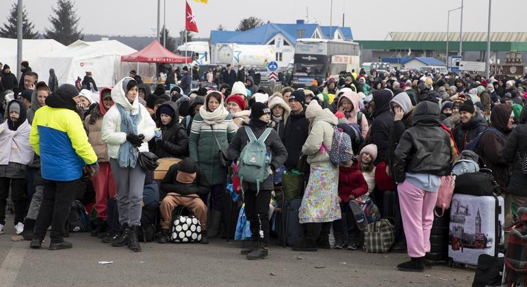 Ukraine : alors que l’aide urgente arrive, l’ONU appelle à une pause humanitaire